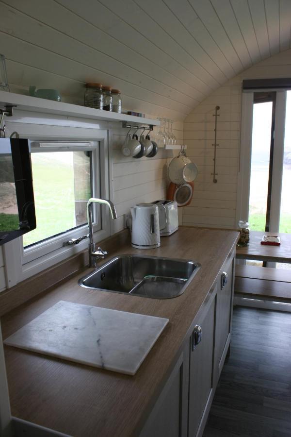 Strathy Bay Pods Hotell Eksteriør bilde