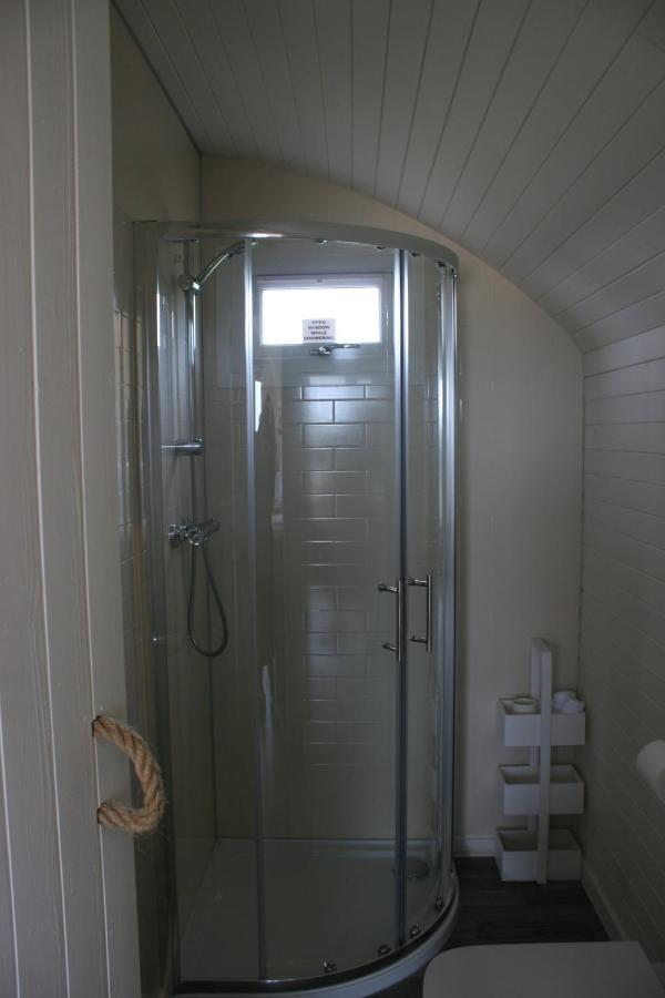 Strathy Bay Pods Hotell Eksteriør bilde
